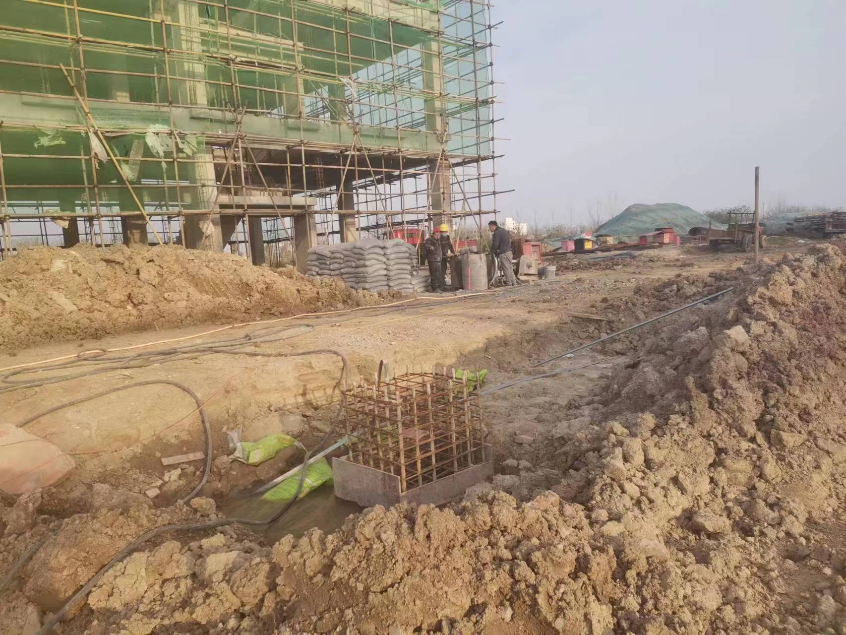 尖扎当桥梁出现裂缝的时候应该及时加固修补